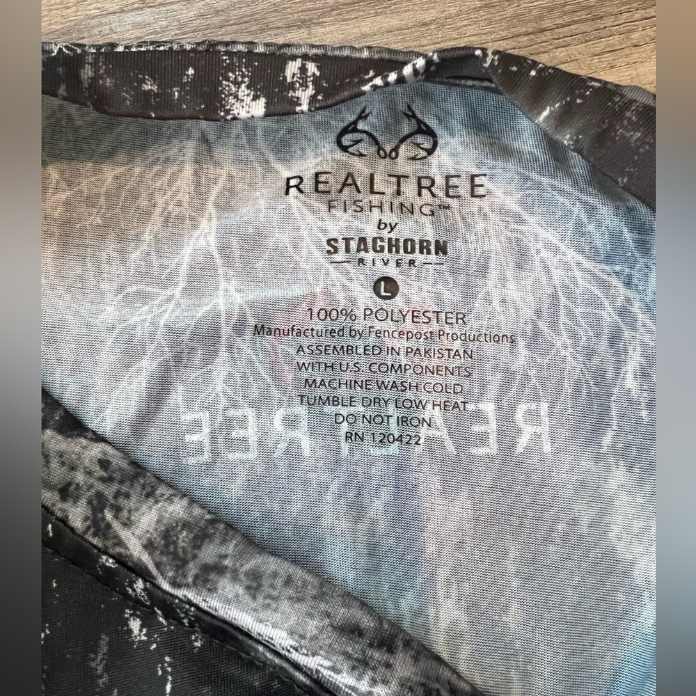 Realtree by stag‎ horn shirt - Picture 3 of 4